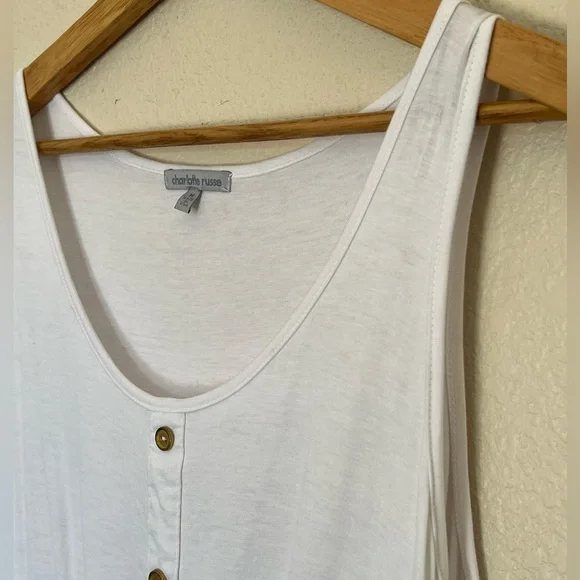 Charlotte Russe | White Tie-Front Gold Button Tank - Picture 5 of 8